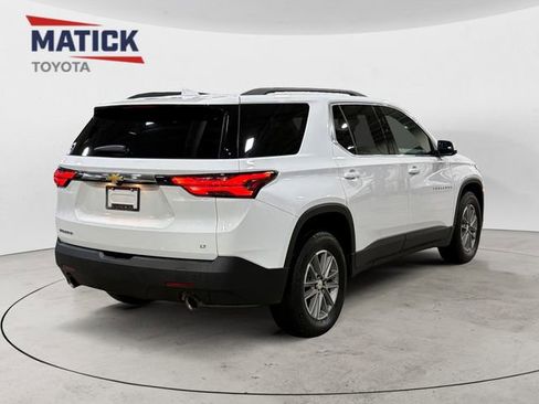 Used 2022 Chevrolet Traverse LT image 7