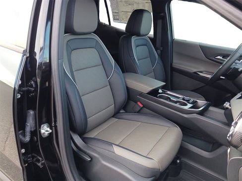 New 2026 Chevrolet Equinox LT w/ Convenience Package II image 27