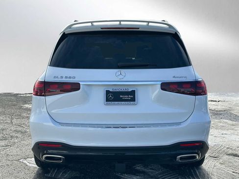 Used 2026 Mercedes-Benz GLS 580 4MATIC image 5