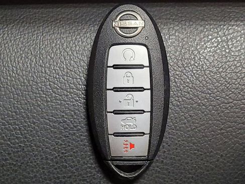 Used 2023 Nissan Altima 2.5 SL FWD image 32