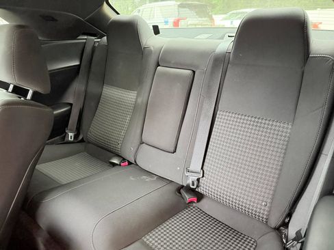 Used 2019 Dodge Challenger R/T image 37