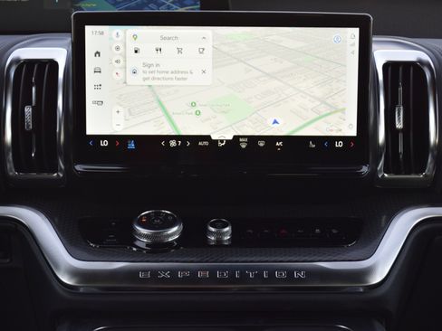 New 2025 Ford Expedition Platinum w/ Stealth Performance Package image 11