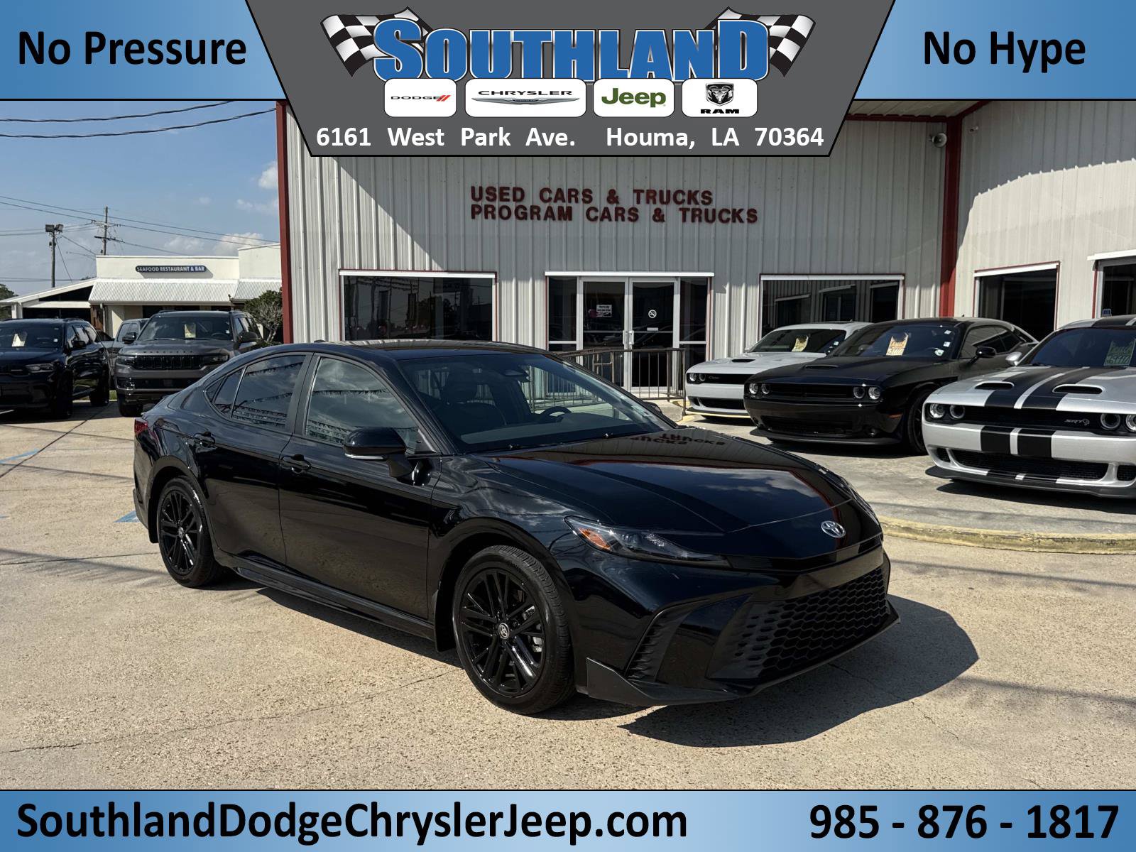 Used 2026 Toyota Camry SE w/ Convenience Package AWD/4WD image 1