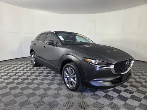Used 2025 MAZDA CX-30 AWD 2.5 S w/ Preferred Package image 2
