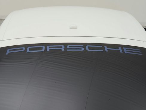 Used 2025 Porsche 718 Cayman GT4 RS RWD image 36