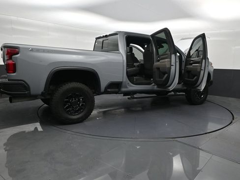 Used 2024 Chevrolet Silverado 2500 ZR2 w/ ZR2 Bison Edition AWD/4WD image 32