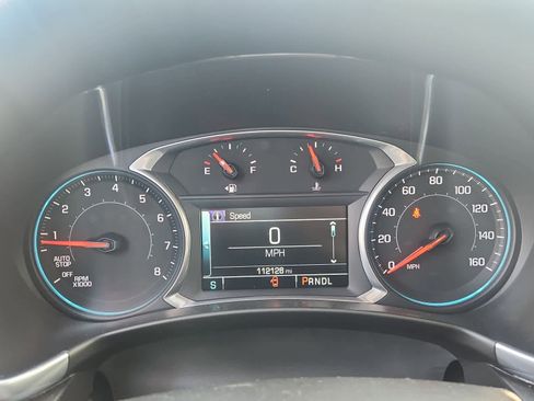 Used 2018 Chevrolet Equinox LT w/ Sun & Infotainment Package image 11