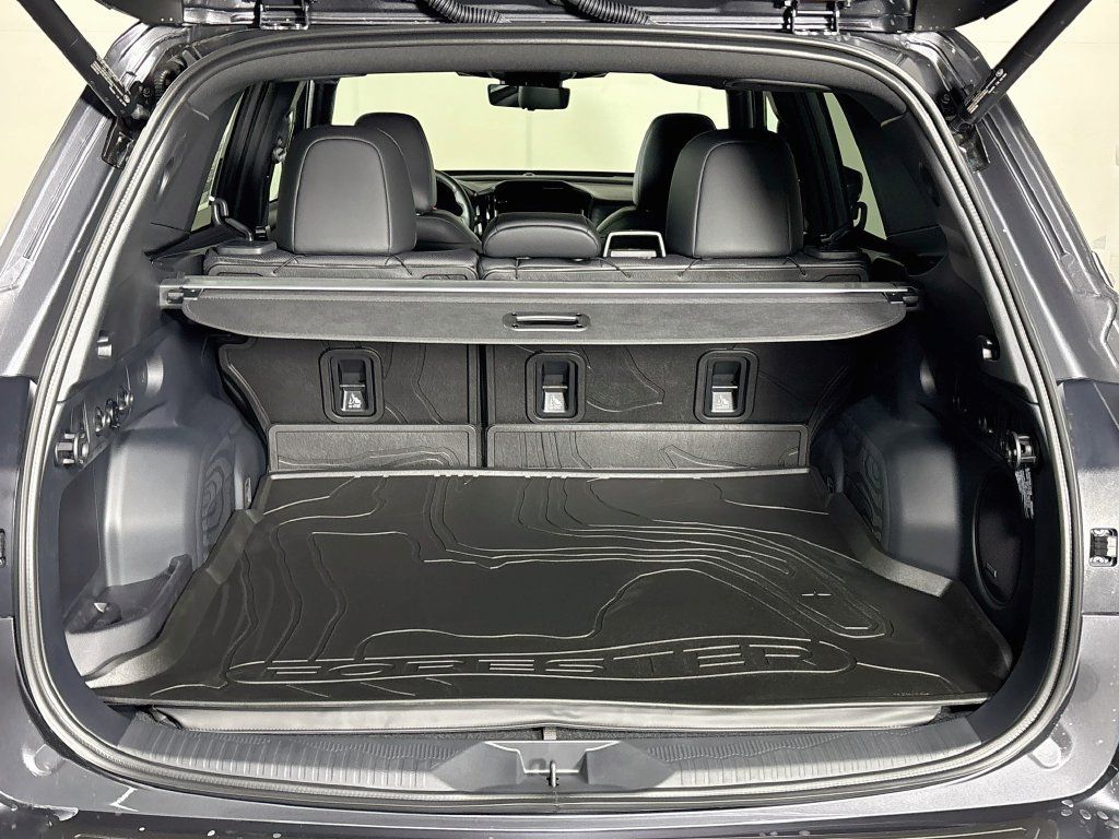 Used 2026 Subaru Forester Touring AWD/4WD image 23