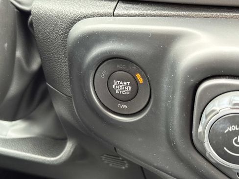 Used 2023 Jeep Wrangler Sport AWD/4WD image 13