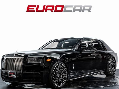 Used 2024 Rolls-Royce Phantom Sedan image 1