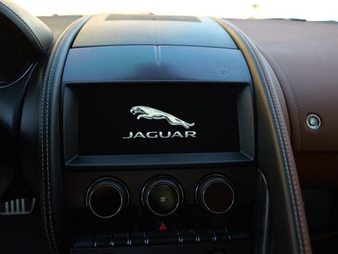 Used 2021 Jaguar F-TYPE R image 90