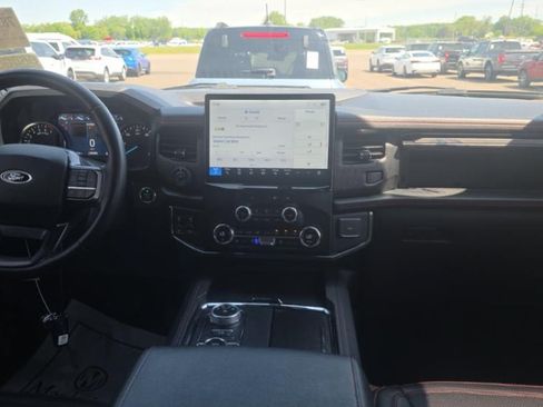Used 2023 Ford Expedition Max Limited AWD/4WD image 5