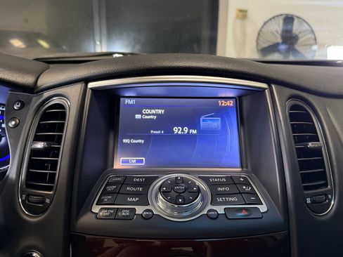 Used 2015 INFINITI QX50 Journey w/ Premium Package RWD image 19