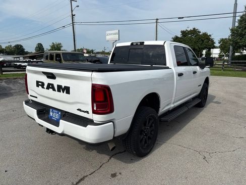 Used 2025 RAM 2500 Big Horn AWD/4WD image 3