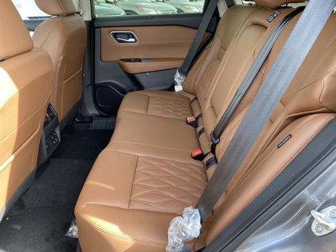 New 2026 Nissan Rogue Platinum w/ Platinum Premium Package image 7