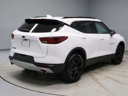 Used 2024 Chevrolet Blazer LT w/ Convenience Package FWD image 12