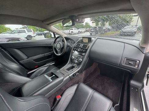 Used 2015 Aston Martin V8 Vantage GT RWD image 28