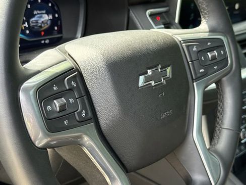 Used 2023 Chevrolet Tahoe Z71 w/ Luxury Package image 29