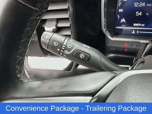 Used 2023 Chevrolet Silverado 1500 LT AWD/4WD image 9