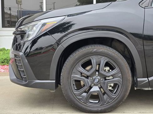 Used 2023 Subaru Ascent Onyx Edition AWD/4WD image 8