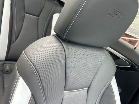 New 2026 Buick Envision Sport Touring AWD/4WD image 26