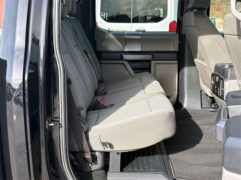 Used 2022 Ford F250 XLT w/ XLT Premium Package image 16