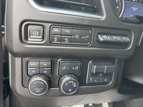 Used 2021 Chevrolet Suburban High Country image 51