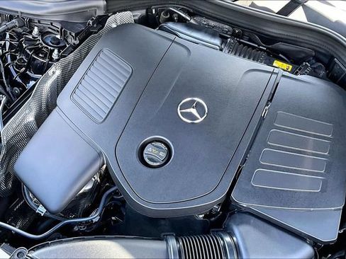 Certified 2024 Mercedes-Benz GLC 300 image 30