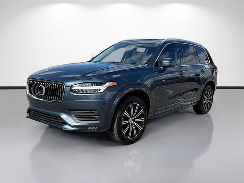 Used 2023 Volvo XC90 B5 Core w/ Protection Package Premier image 7