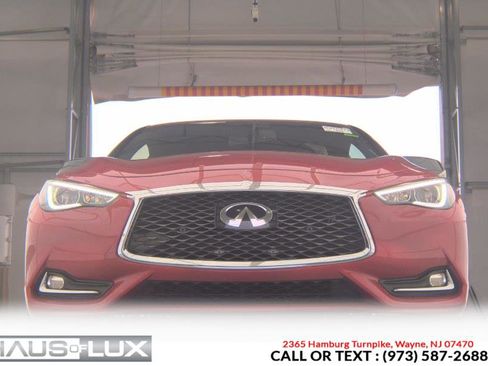 Used 2017 INFINITI Q60 Red Sport 400 image 2