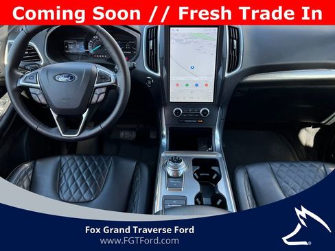 Certified 2024 Ford Edge Titanium w/ Class II Trailer Tow Package AWD/4WD image 3