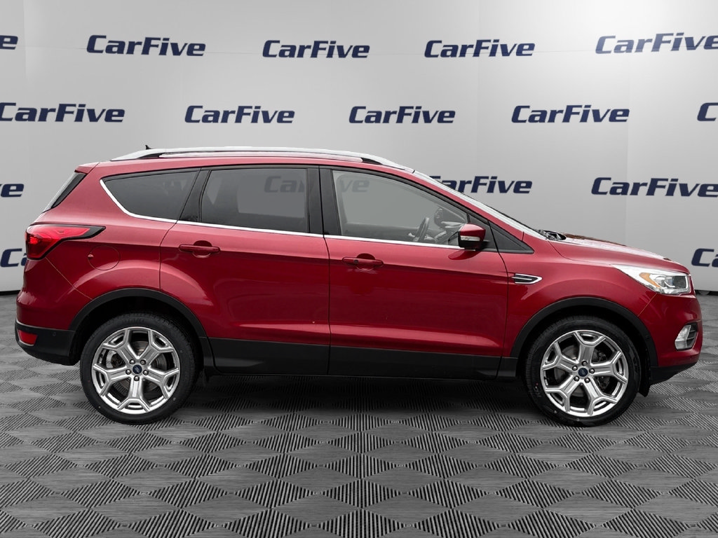 Used 2019 Ford Escape Titanium AWD/4WD image 7