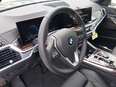 Used 2026 BMW X5 sDrive40i w/ Parking Assistance Package RWD image 4