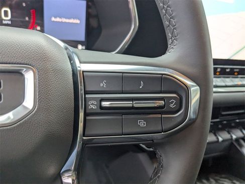 New 2025 GMC Canyon Elevation w/ Convenience Package image 17