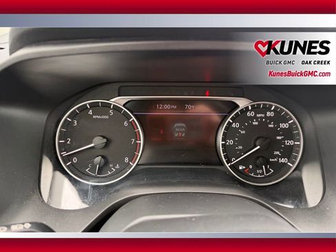 Used 2025 Nissan Rogue SV AWD/4WD image 11