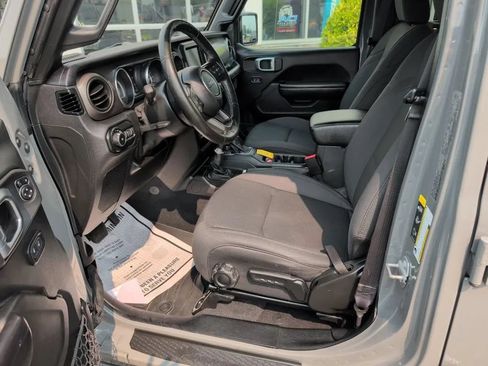 Used 2021 Jeep Wrangler Unlimited Sport AWD/4WD image 21