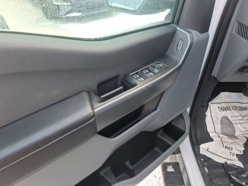 Used 2021 Ford F150 XLT w/ Trailer Tow Package image 9