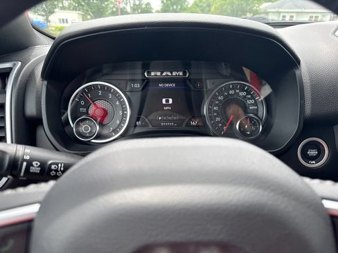 Used 2023 RAM 1500 Big Horn AWD/4WD image 16