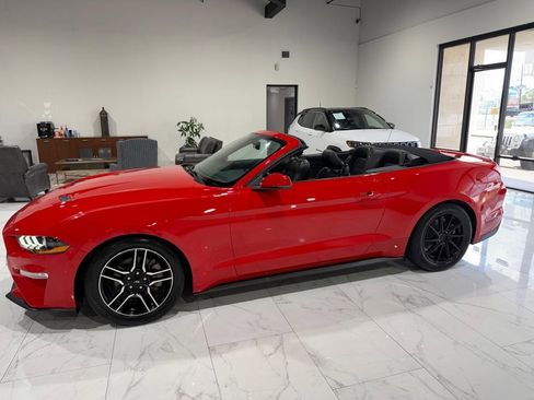 Used 2020 Ford Mustang Premium image 25