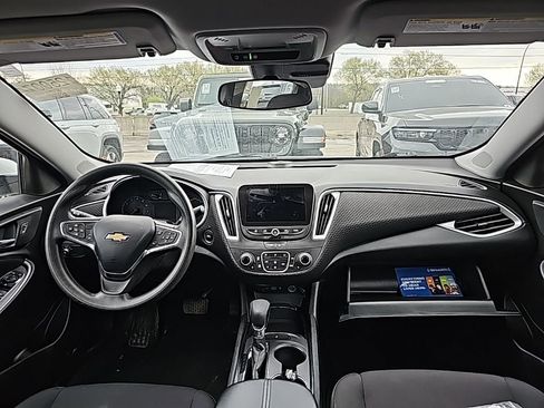 Used 2023 Chevrolet Malibu LT image 4