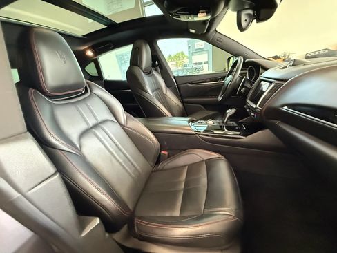 Used 2020 Maserati Levante S GranSport AWD/4WD image 16