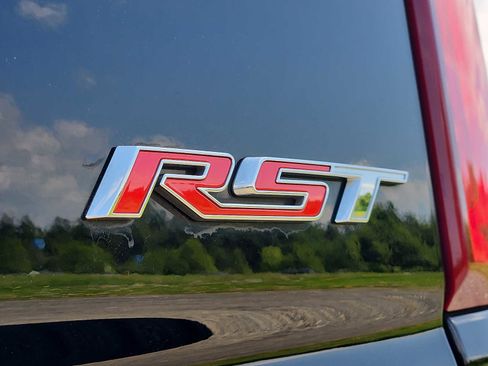 Used 2024 Chevrolet Silverado 1500 RST w/ Z71 Off-Road Package AWD/4WD image 29