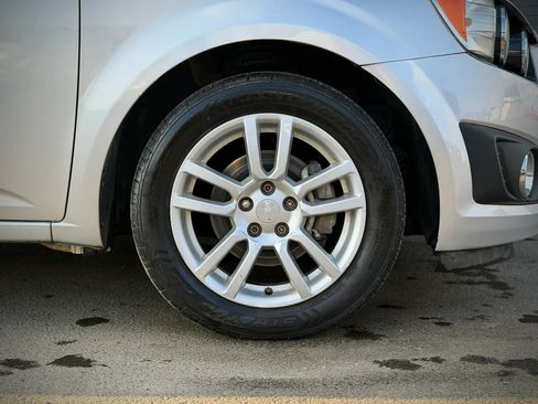 Used 2014 Chevrolet Sonic LT w/ Wheels and Fog Lamp Package FWD image 21