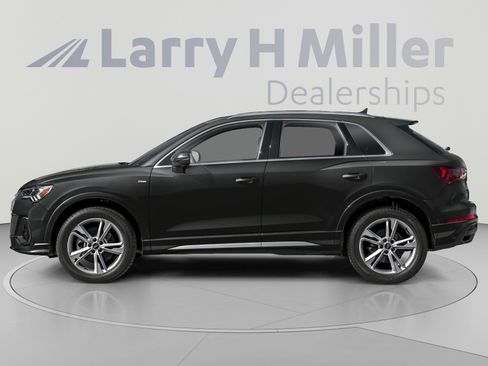 Used 2025 Audi Q3 2.0T Premium Plus w/ Premium Plus Package AWD/4WD image 3