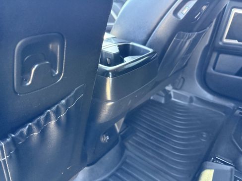 Used 2022 Kia Telluride S image 17