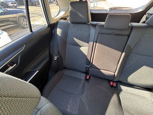 Used 2025 Toyota RAV4 XLE image 39