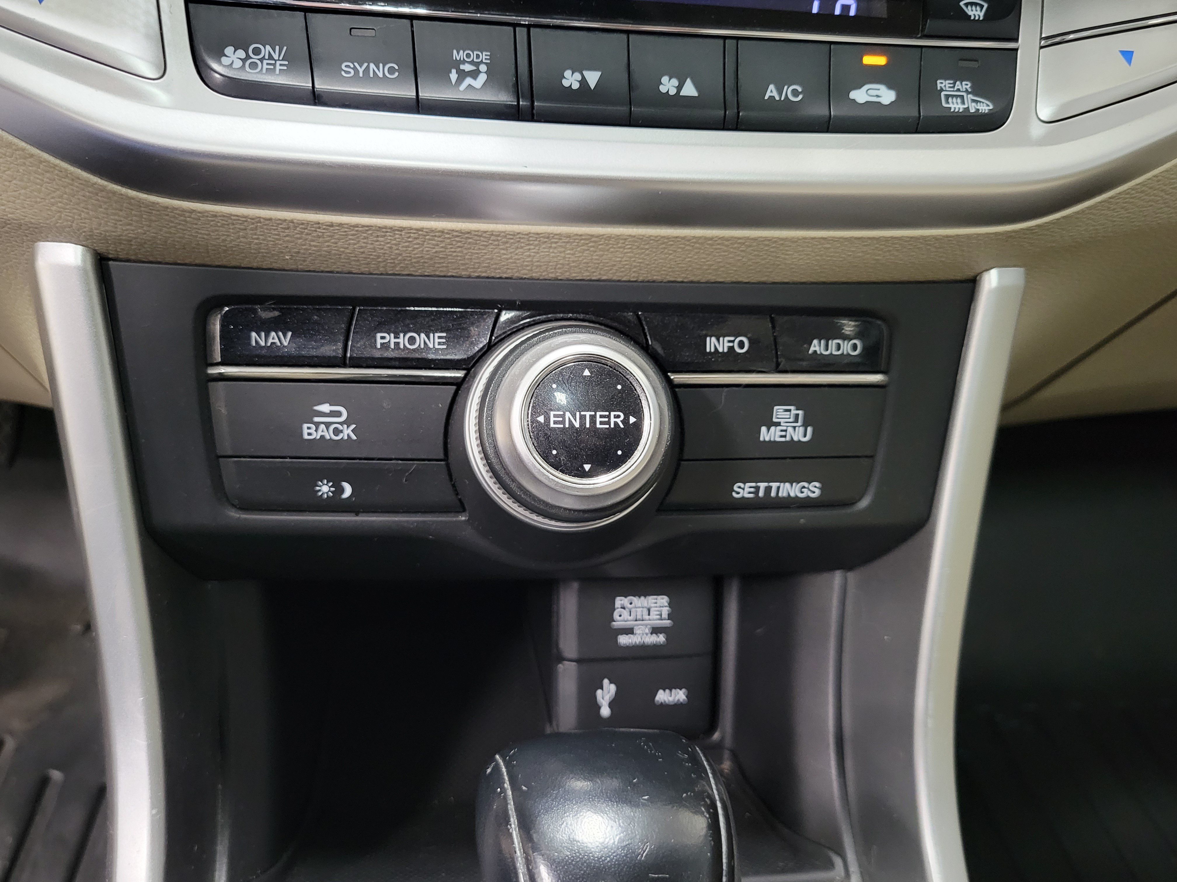 Used 2015 Honda Accord EX-L image 31