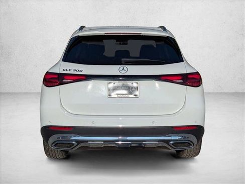 Certified 2026 Mercedes-Benz GLC 300 image 8