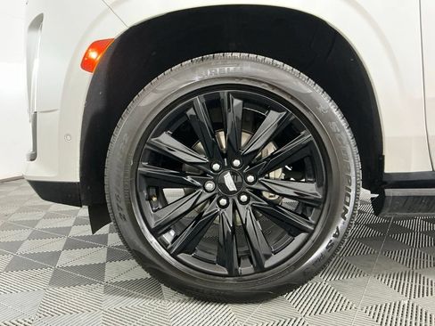 Used 2023 Cadillac Escalade Sport Platinum w/ LPO, ONYX Package AWD/4WD image 33