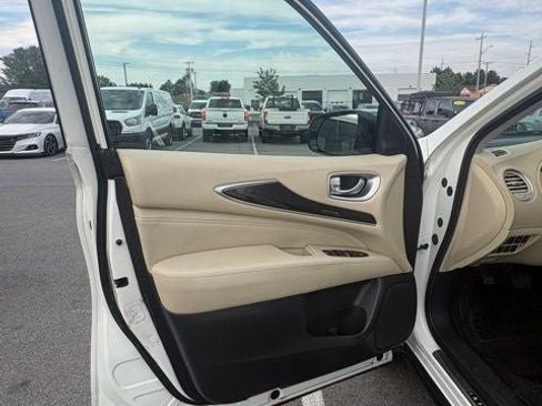 Used 2016 INFINITI QX60 Luxe w/ Premium Plus Package AWD/4WD image 8